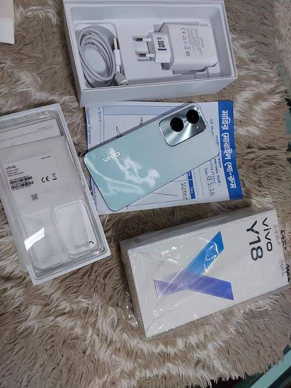 vivo y18 6/128 GB 03327127749 my what'sap 1