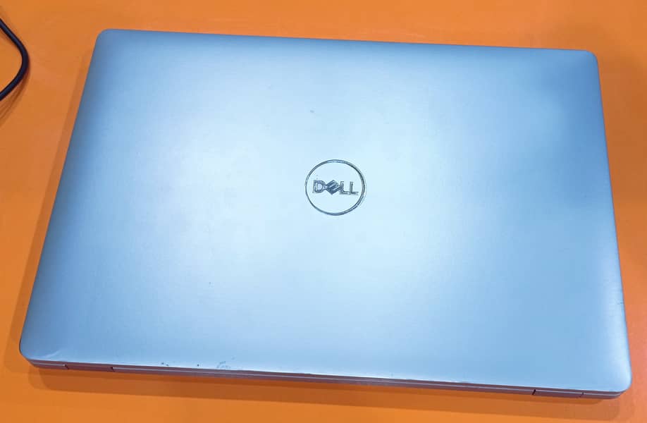 Dell Precision 3551 1