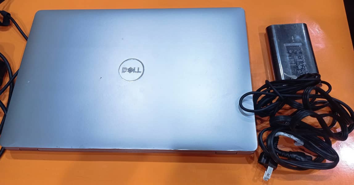 Dell Precision 3551 7