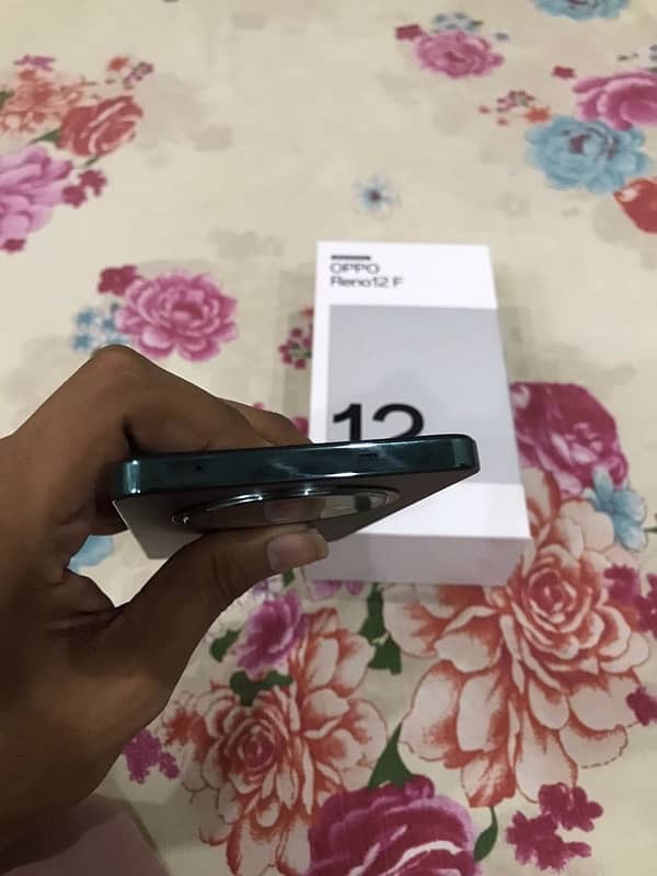 oppo reno 12f 8gb 256 GB ONLY 7 day uss barnd new mobile 6