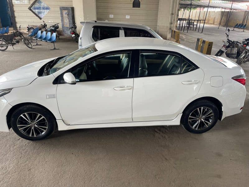 Toyota Corolla Altis 2018 11