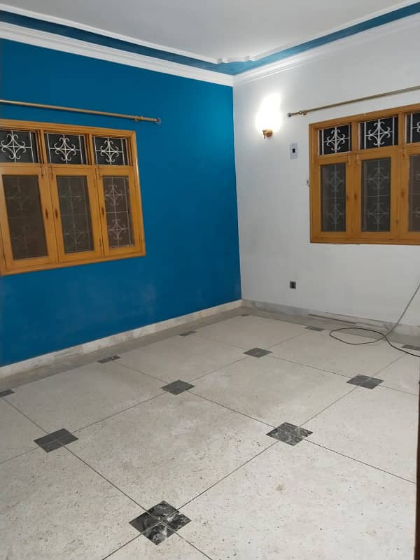 400 Sq. Yard Floor Lower Portion For Rent In Gulshan-E-Iqbal Blk 13 D 2 3