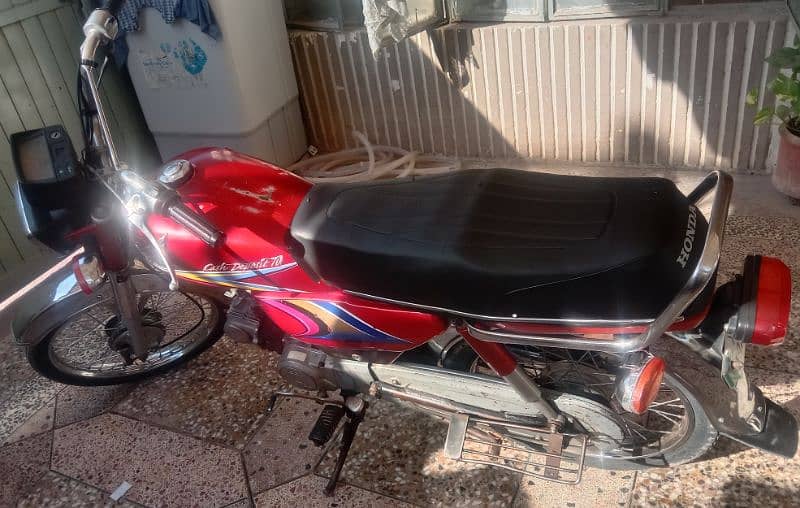 Honda CD 70 10