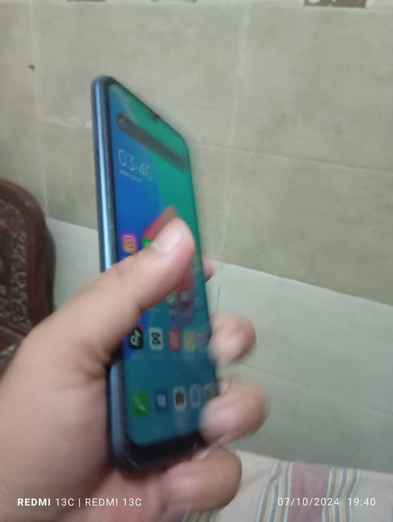 Tecno spark 8C 2