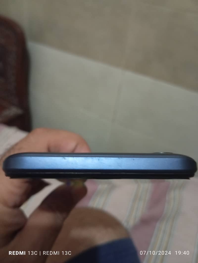 Tecno spark 8C 3