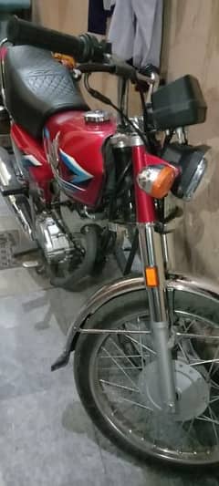 honda 125 5900km driven