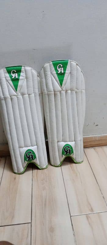 original CA somo pads for batting and wicket keeping 0