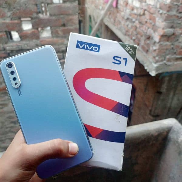 vivo s1 8 256 4