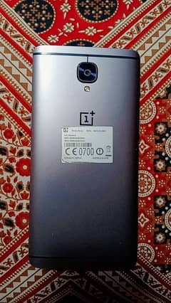 one plus 3t 6/64 bilkul ok set hai 10by9.5 condition hai