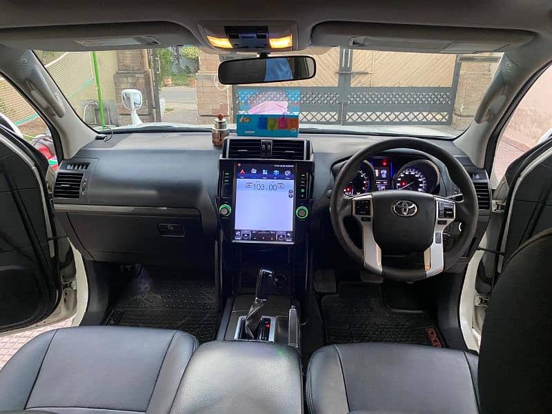 Toyota Prado 2014 7