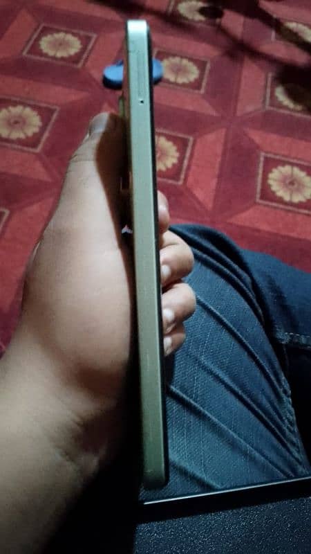 Redmi 13C Green Colour 4