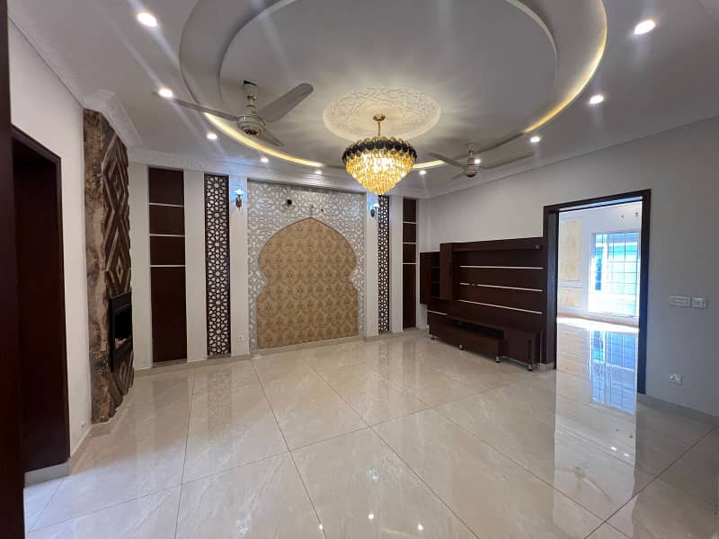 10 Marla Spanish Design Luxury House For Sale In Bahria Town 11