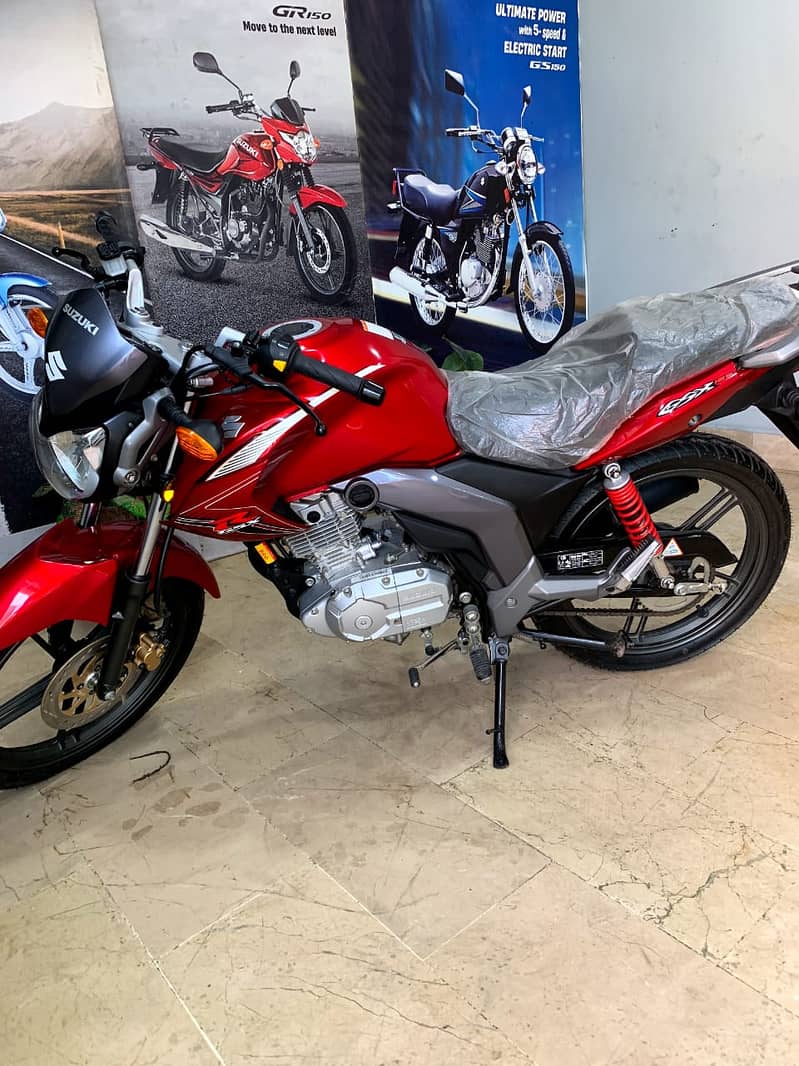 Suzuki Motorcycle GSX125 Brand New (Spaicial Offer) 2