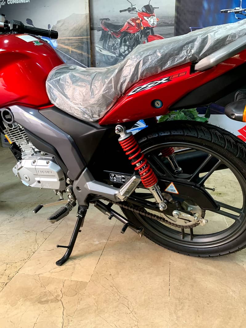 Suzuki Motorcycle GSX125 Brand New (Spaicial Offer) 9