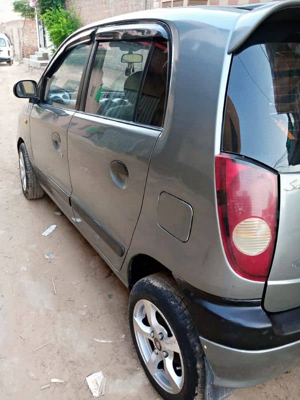 Hyundai Santro Adjective 2004lahore number 2