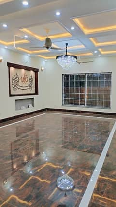 1 Kanal House Is Available For Sale In Bahria Town Shaheen Block Lahore 0