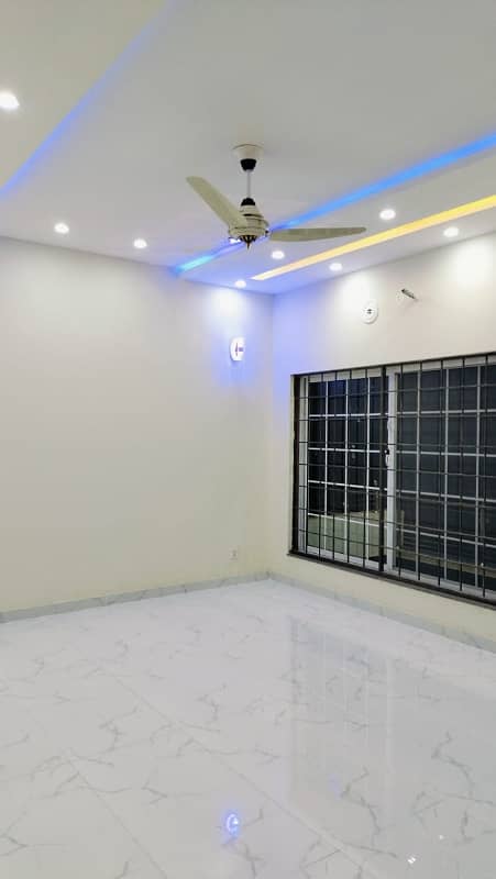 1 Kanal House Is Available For Sale In Bahria Town Shaheen Block Lahore 24