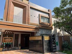 10 Marla Luxury House For Sale In Bahria Town 0