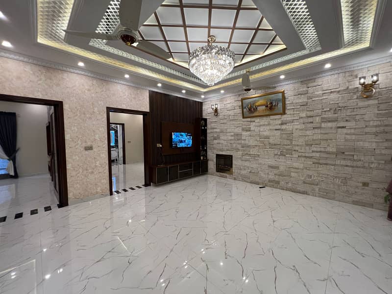 10 Marla Luxury House For Sale In Bahria Town 5