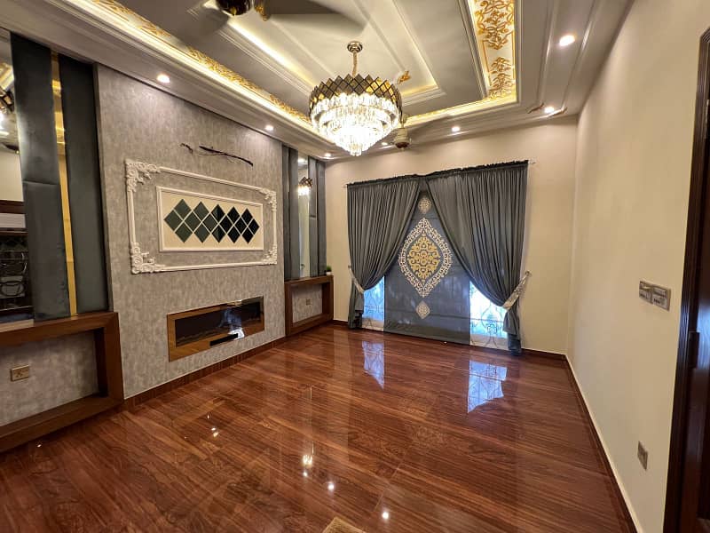 10 Marla Luxury House For Sale In Bahria Town 6