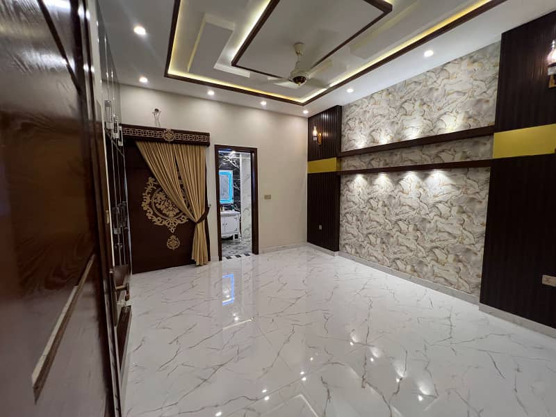 10 Marla Luxury House For Sale In Bahria Town 7