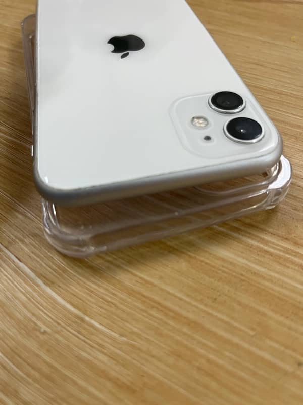 Iphone 11 128gb PTA APPROVED DUAL PHYSICAL 3