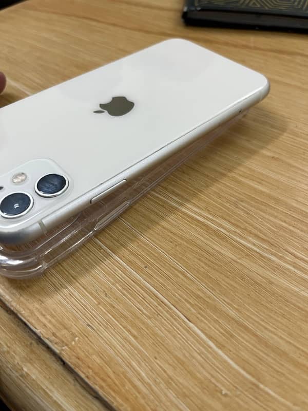 Iphone 11 128gb PTA APPROVED DUAL PHYSICAL 7