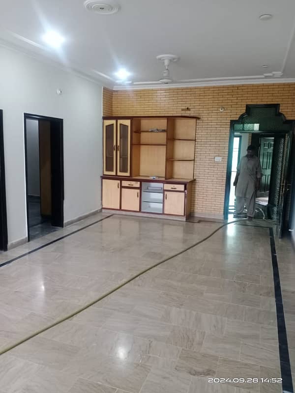 12 Marla Hot Location House For Rent in Johar town 1