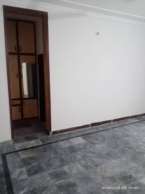 12 Marla Hot Location House For Rent in Johar town 5