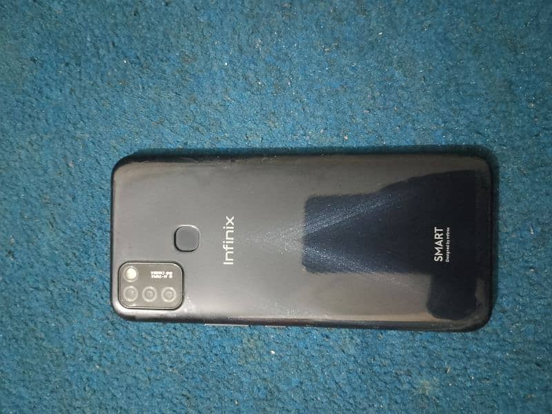 Infinix smart 5.3GB ram / 64gb storage 
Description read krein phle. 0