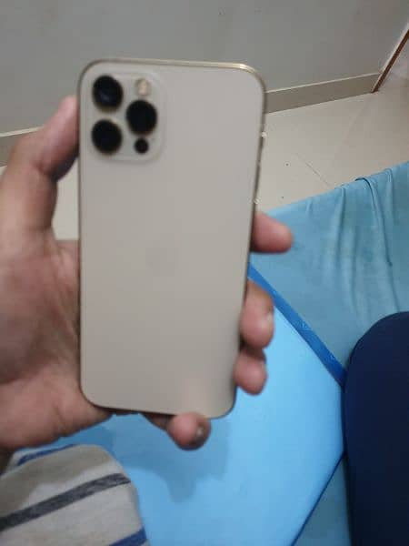 IPhone 12 Pro NON PTA 4