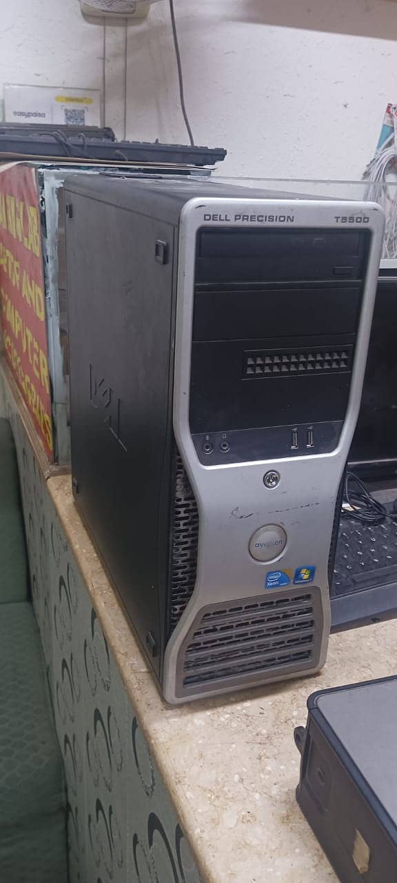 Dell T5500 Server 1