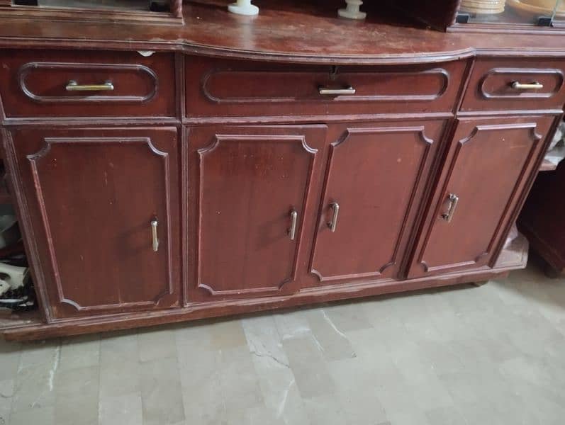 used divider and dressing table 7