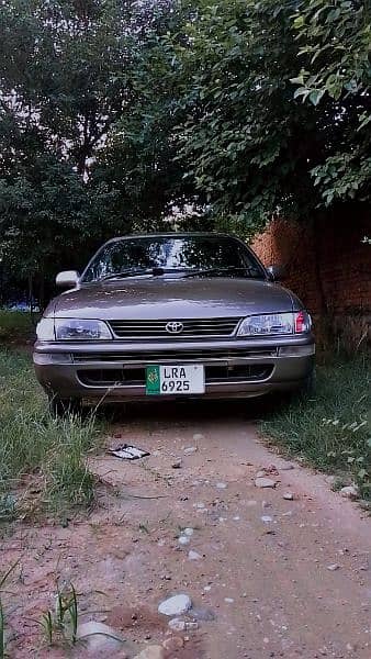 Toyota Corolla XE 2001 (G. L. I) 3