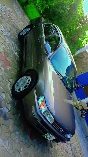 Toyota Corolla XE 2001 (G. L. I) 12