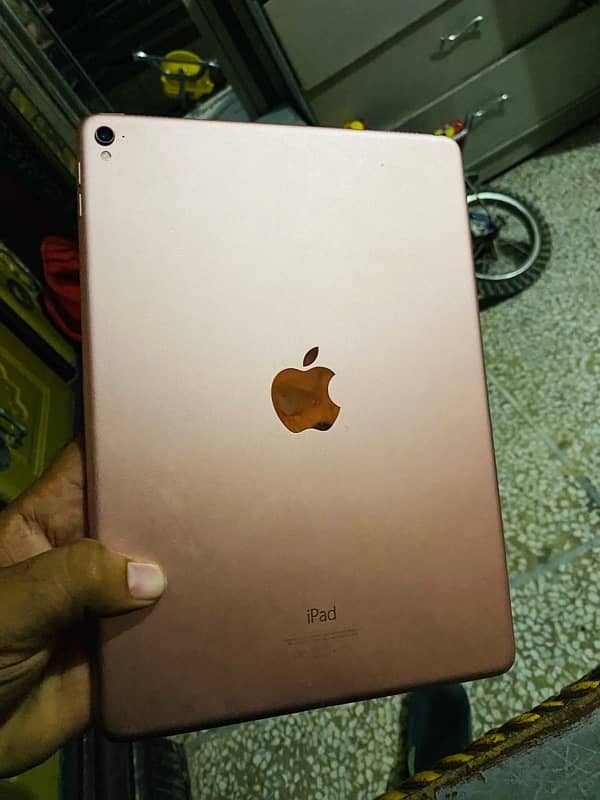 iPad Pro 2nd generation 128 gb 2