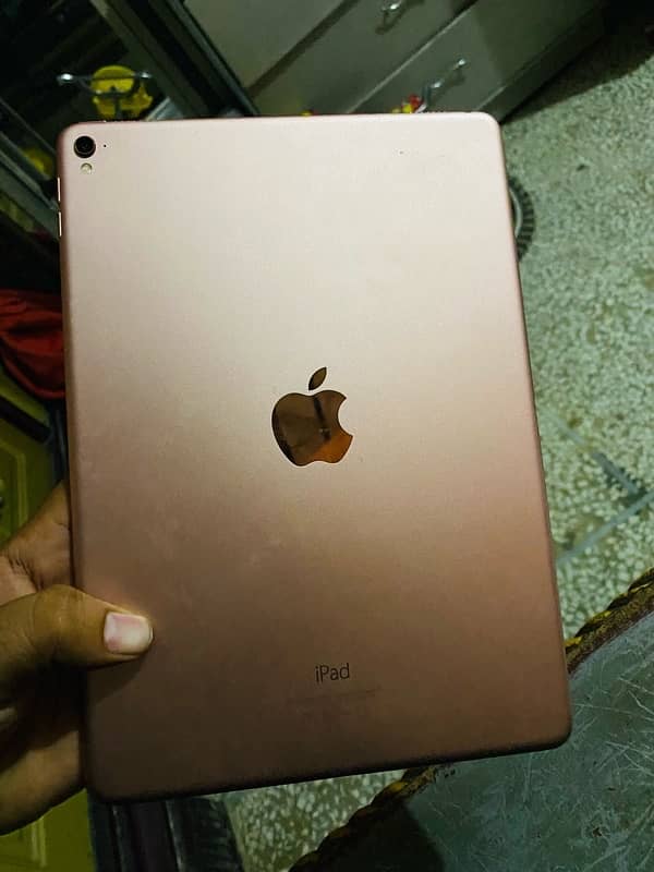 iPad Pro 2nd generation 128 gb 3