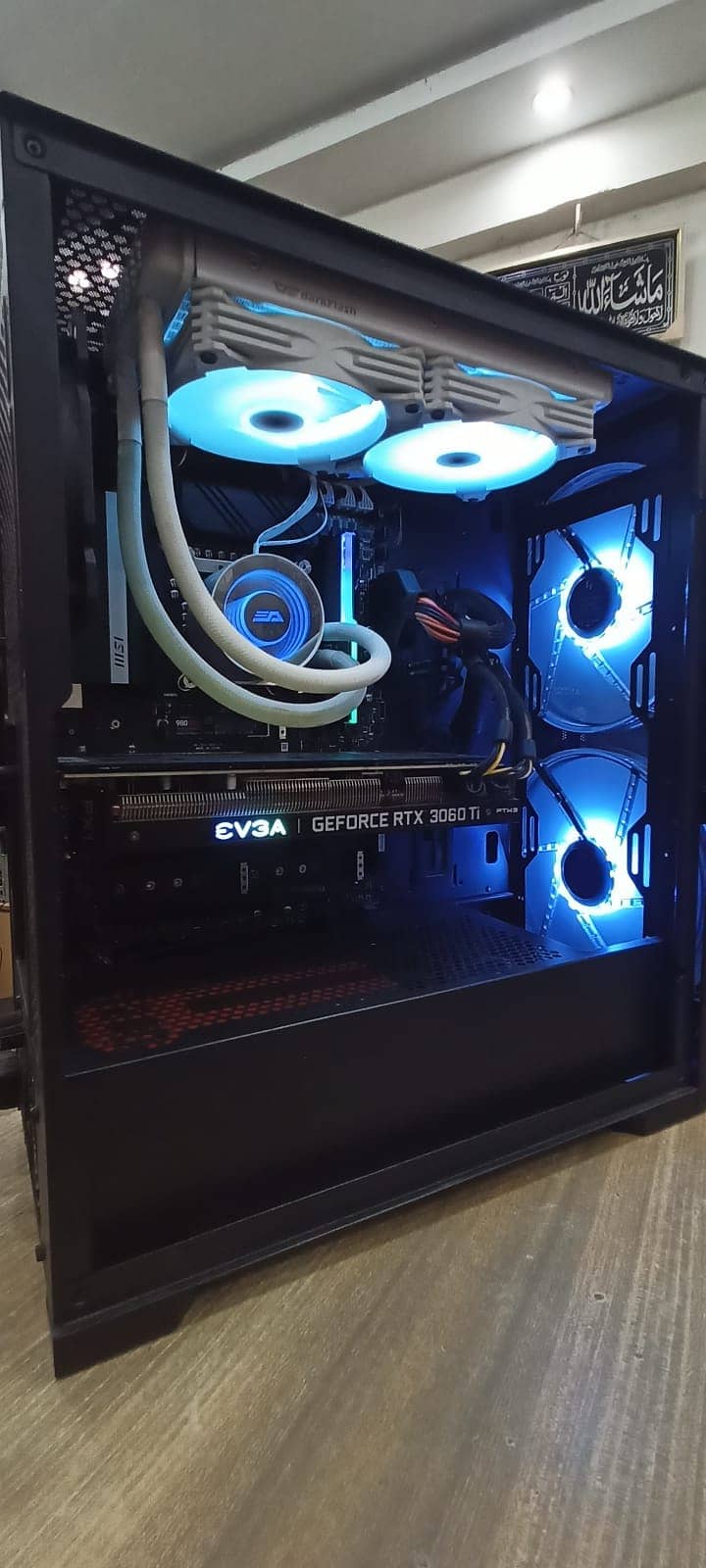 CORE i7-12th Gen 12700K MSI Z690 Pro Wifi with RTX 3060TI EVGA FTW3 9