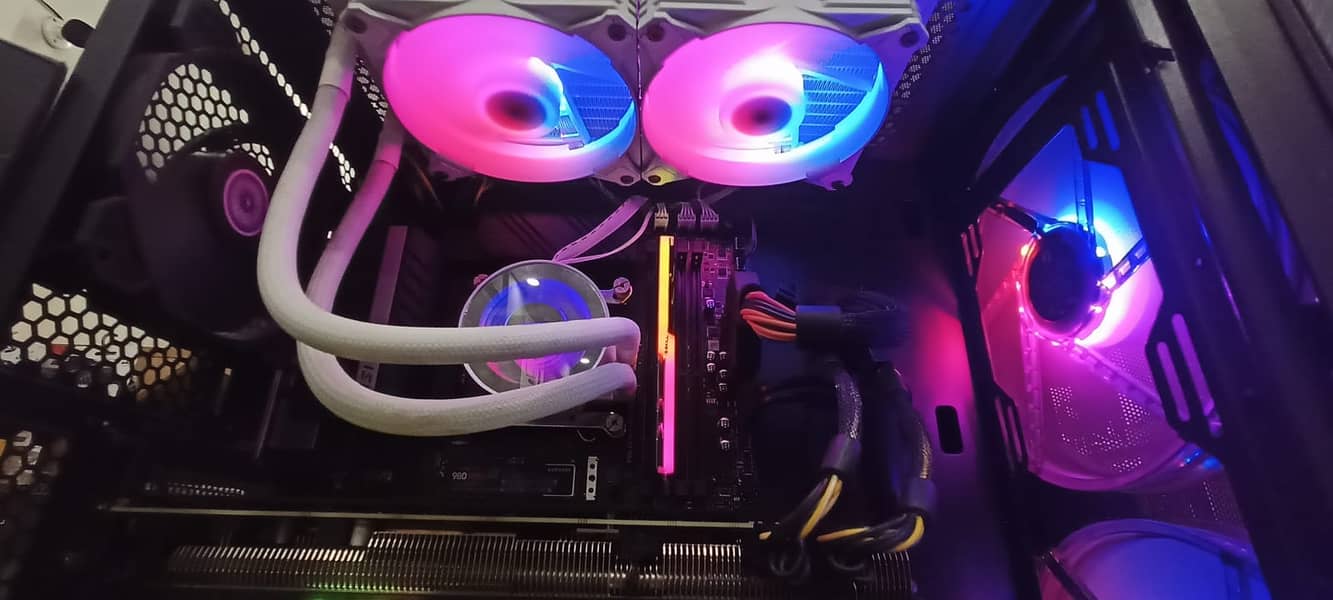 CORE i7-12th Gen 12700K MSI Z690 Pro Wifi with RTX 3060TI EVGA FTW3 13