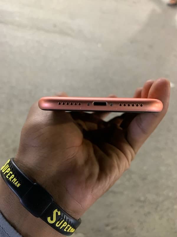 iPhone xR 64 GB NON PTA JV 8