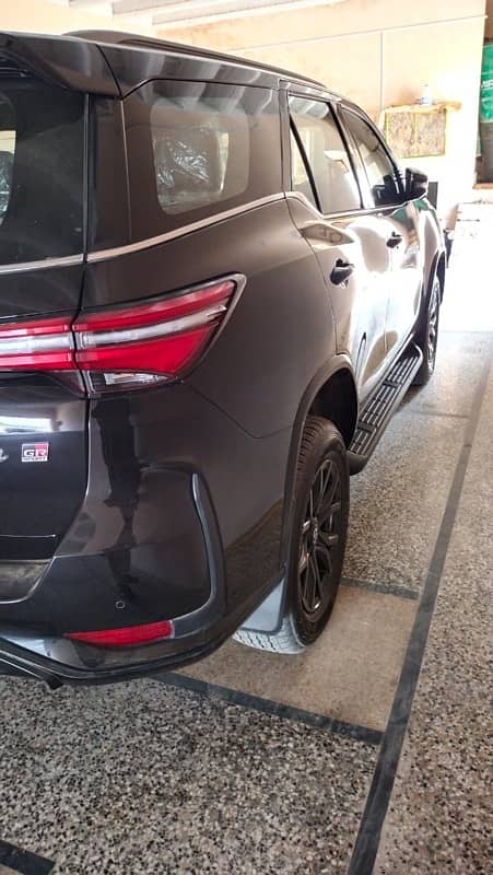 Toyota Fortuner 2024 2