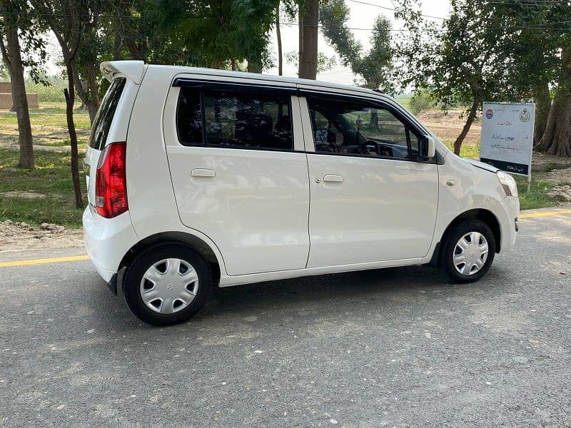 Suzuki Wagon R 2017 11