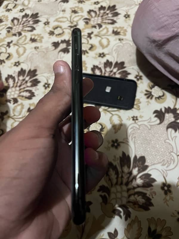 iPhone  11 pro jv  03044451622 4