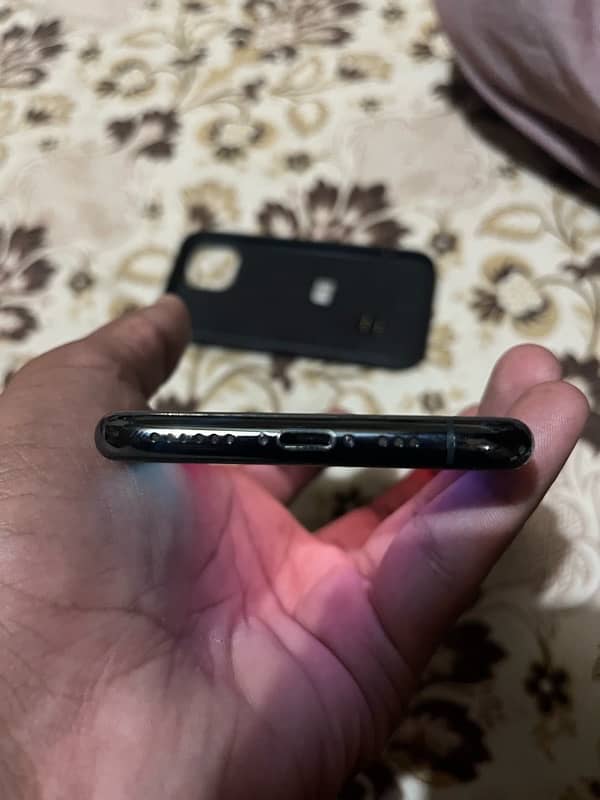 iPhone  11 pro jv  03044451622 8