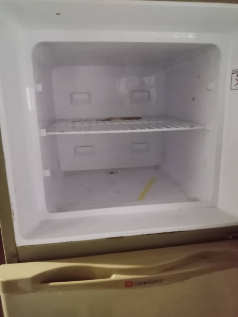 Dawlance refrigerator 4