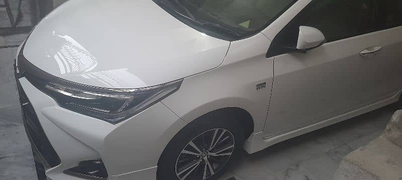 Toyota Corolla Altis 2022 61lac 5