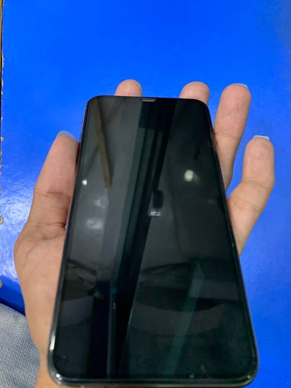 iPhone 11 pro max 256 GB 5