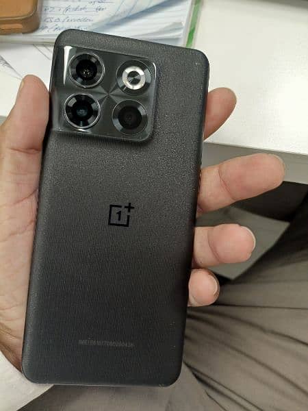 OnePlus 10T(12+128) 0