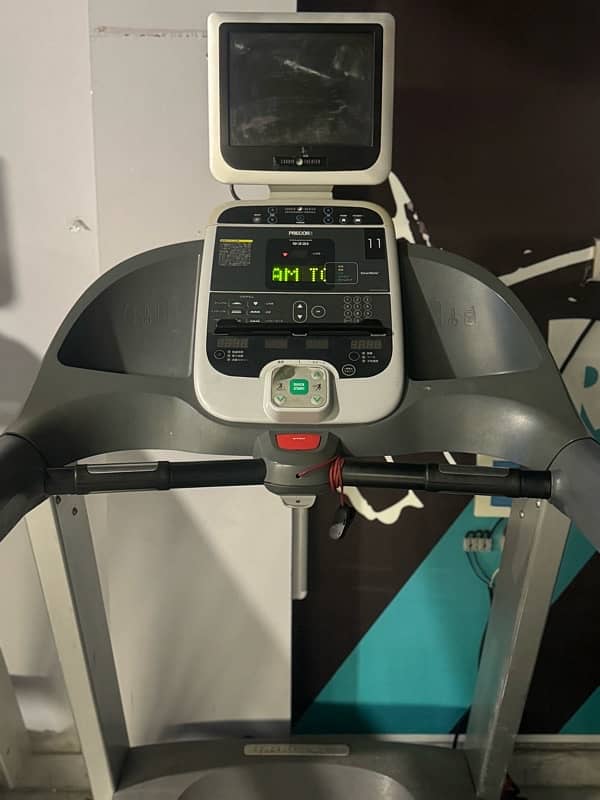 Treadmill / Elliptical / Spinning bikes 4