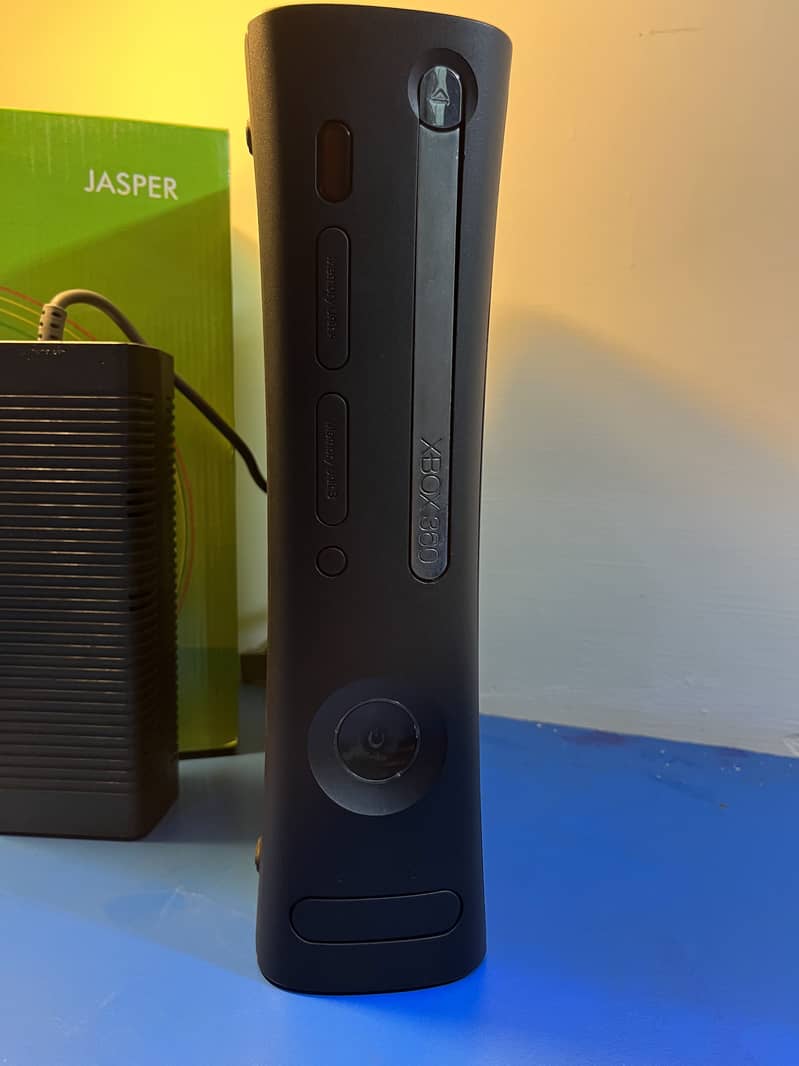 Xbox 360 Limited Edition 1